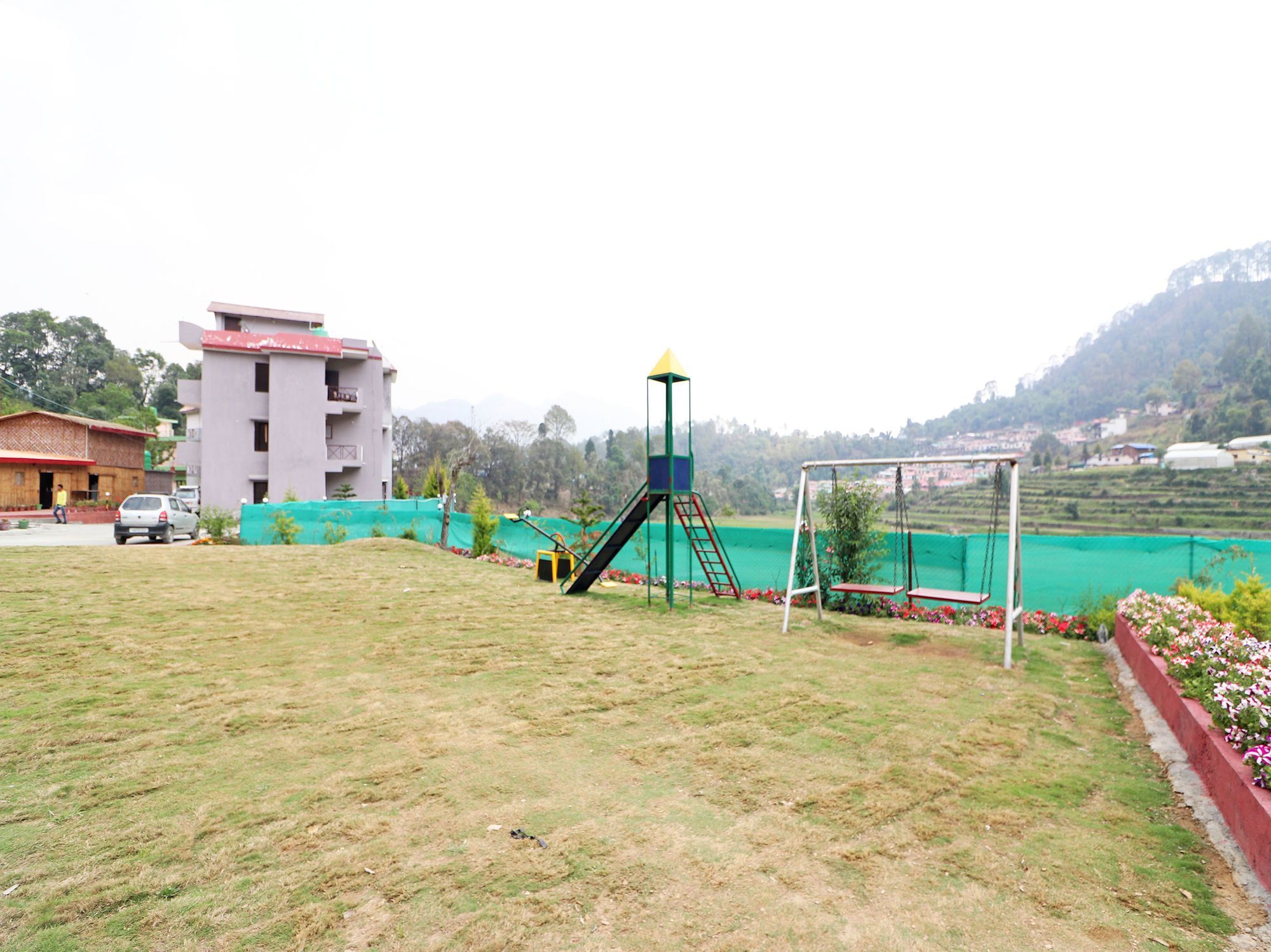 Oyo 13756 Damyanty Residency & Resort Nainital Exterior foto