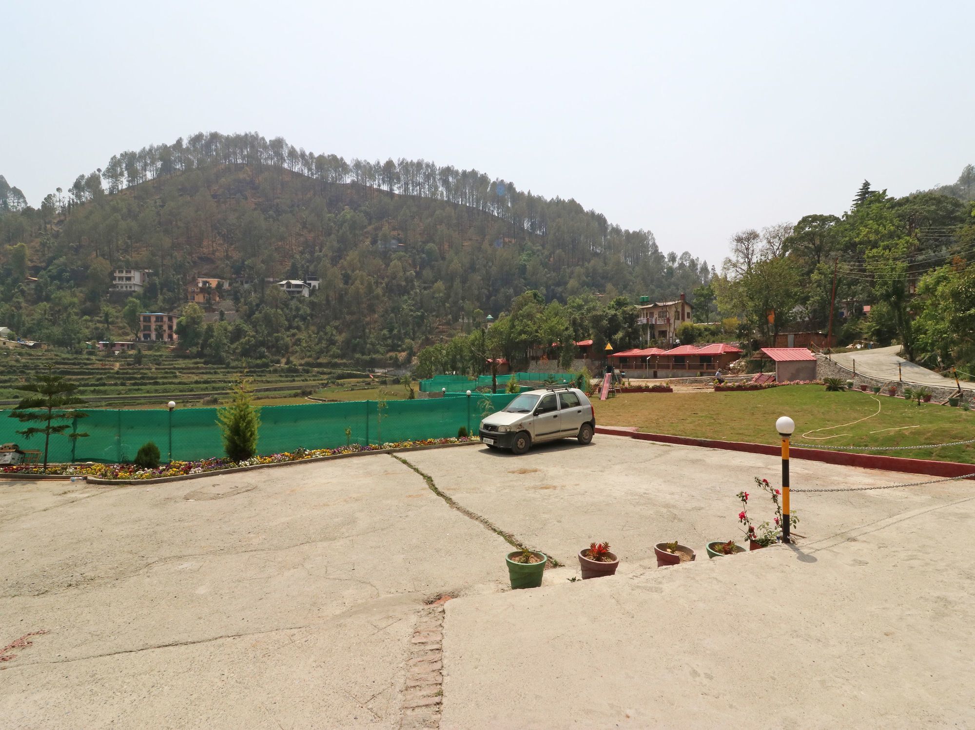 Oyo 13756 Damyanty Residency & Resort Nainital Exterior foto